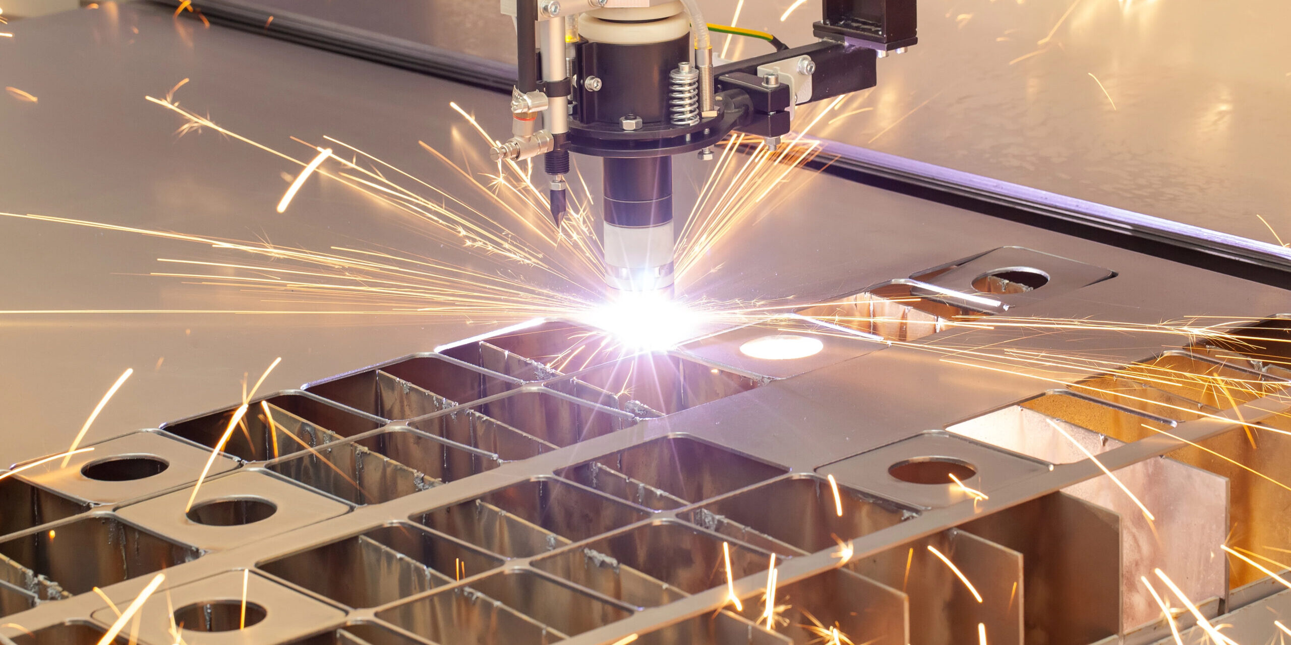 mar Understanding Laser Cutting Precision and Versatility in Metal Fabrication